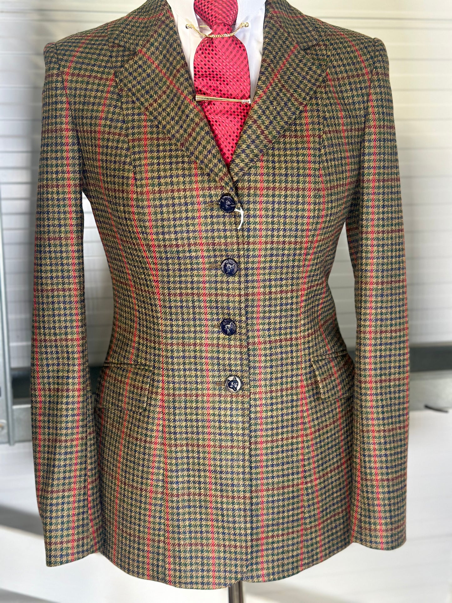 IN STOCK UNIQUE: Striking Multi-colour stand out tweed